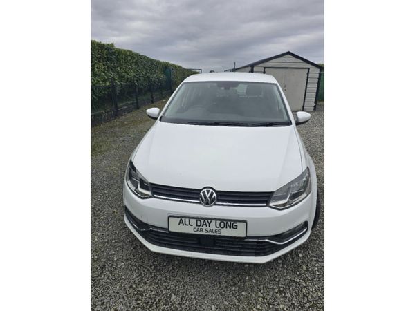 Volkswagen Polo Hatchback, Petrol, 2016, White