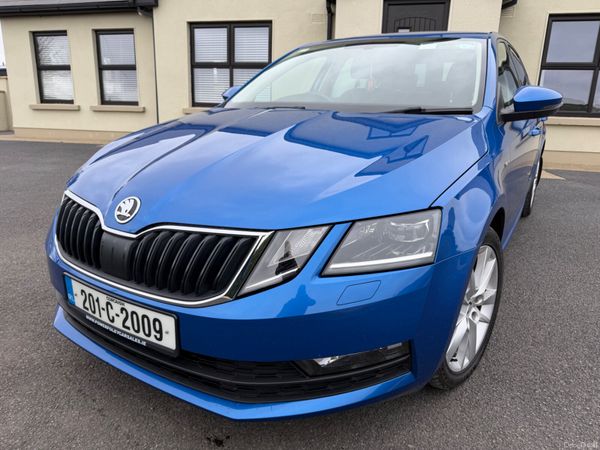 Skoda Octavia Saloon, Diesel, 2020, Blue