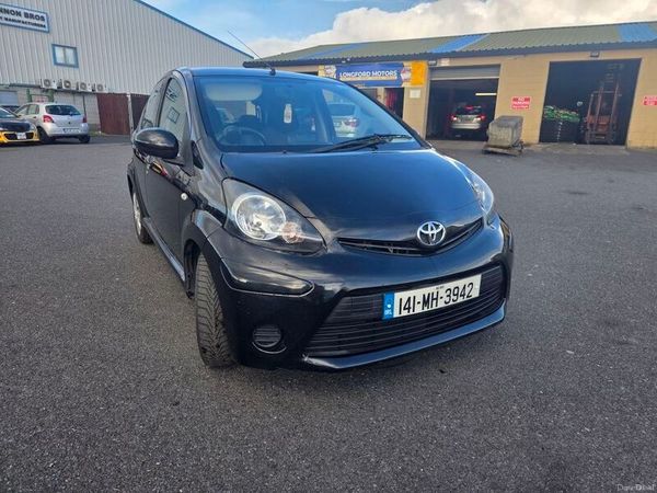 Toyota Aygo Hatchback, Petrol, 2014, Black