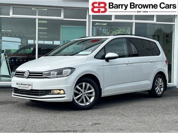 Volkswagen Touran MPV, Diesel, 2016, White