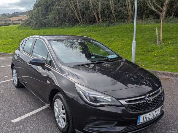 Opel Astra Hatchback, Petrol, 2017, Black