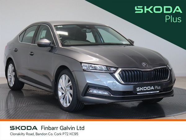 Skoda Octavia Saloon, Diesel, 2024, Grey