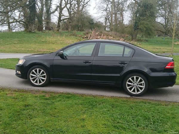 Volkswagen Passat Saloon, Diesel, 2012, Black