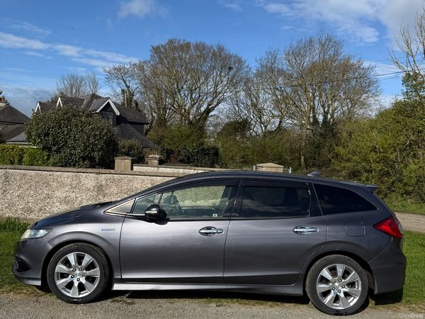 Honda Jade Estate, Petrol Hybrid, 2016, Grey