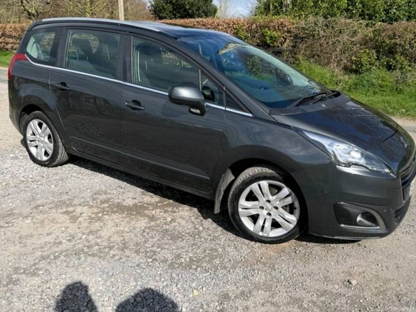 Peugeot 5008 MPV, Diesel, 2016, Grey