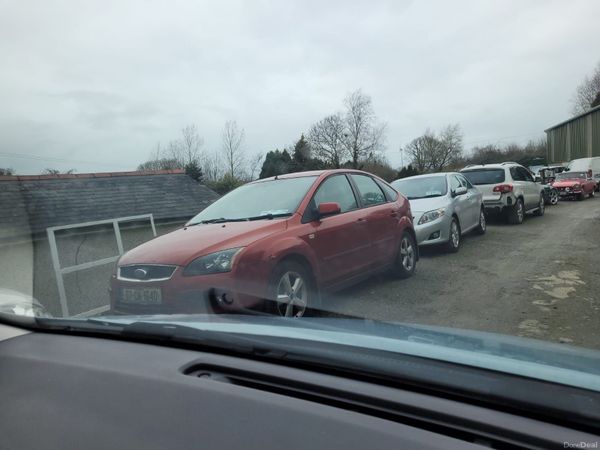 Ford Focus Hatchback, Petrol, 2007, Red