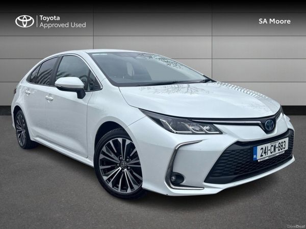 Toyota Corolla Saloon, Petrol Hybrid, 2024, White