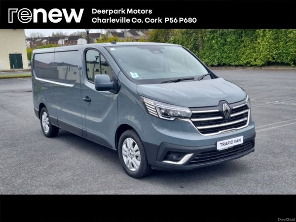 Renault Trafic MPV, Diesel, 2026, Grey