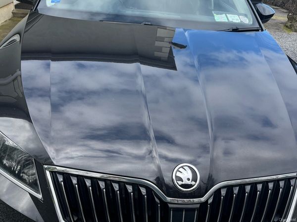Skoda Superb Hatchback, Diesel, 2017, Black