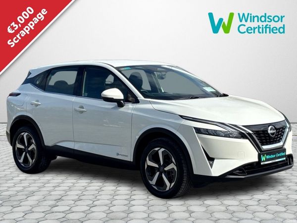 Nissan Qashqai MPV, Petrol, 2024, White