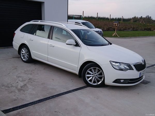 Skoda Superb Estate, Diesel, 2013, White