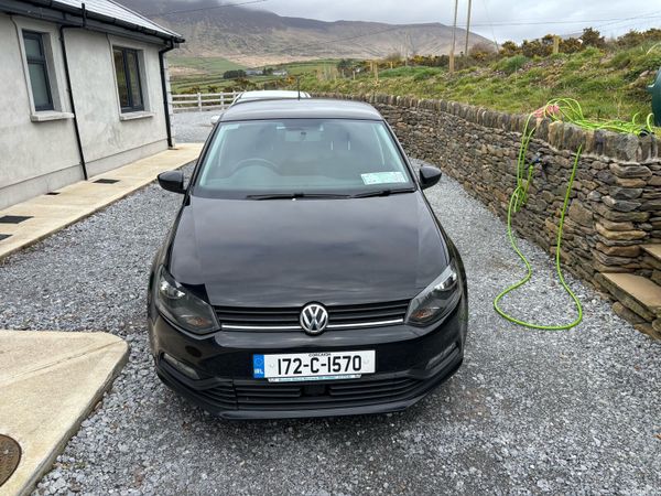 Volkswagen Polo Hatchback, Petrol, 2017, Black