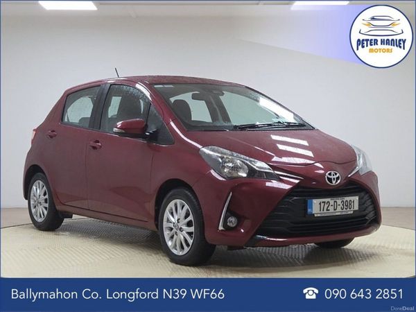 Toyota Yaris Hatchback, Petrol, 2017, Red