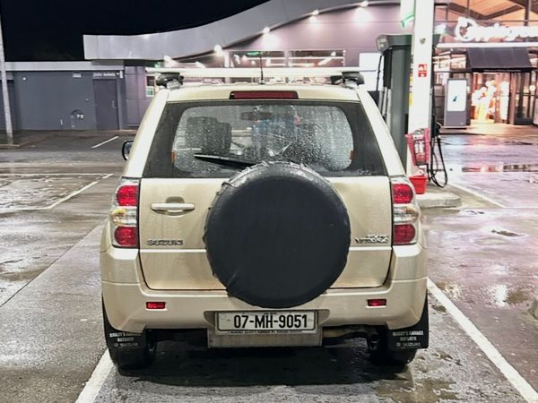 Suzuki Grand Vitara SUV, Petrol, 2007, Beige