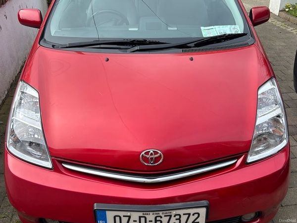 Toyota Prius Hatchback, Petrol Hybrid, 2007, Red
