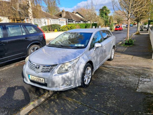 Toyota Avensis Estate, Diesel, 2010, Silver