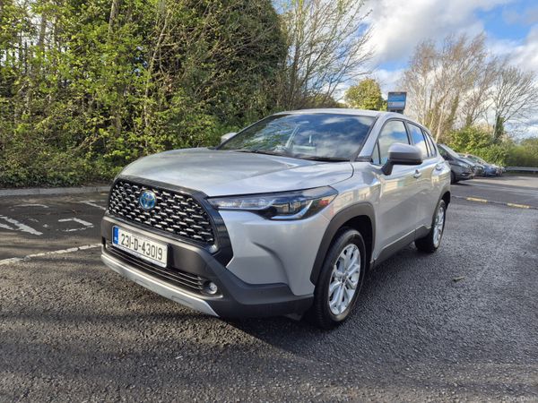 Toyota Corolla Cross Hatchback, Petrol Hybrid, 2023, Grey