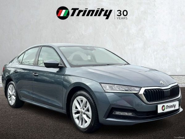 Skoda Octavia Saloon, Diesel, 2020, Grey