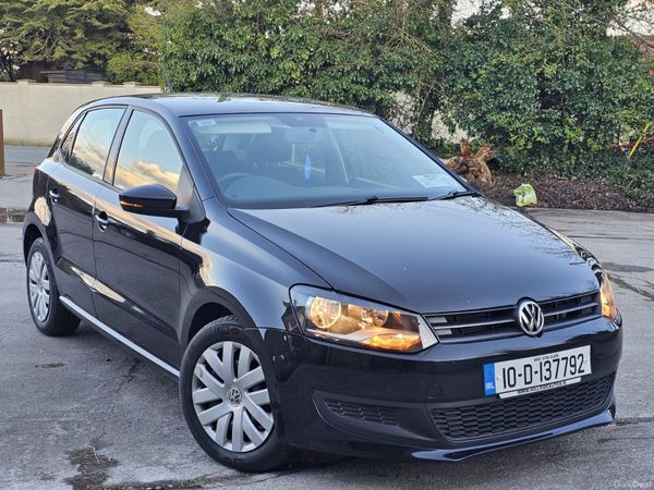 Volkswagen Polo Hatchback, Petrol, 2010, Black