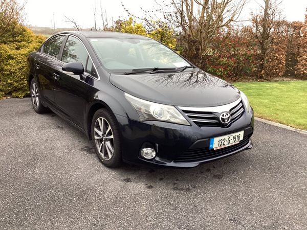 Toyota Avensis Saloon, Diesel, 2013, Grey