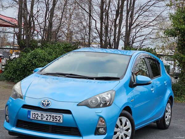 Toyota Aqua Hatchback, Petrol Hybrid, 2013, Blue