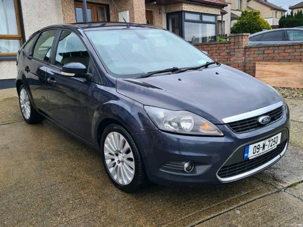 Ford Focus Hatchback, Diesel, 2009, Grey