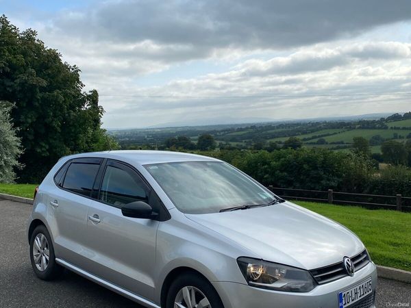 Volkswagen Polo Hatchback, Diesel, 2010, Silver