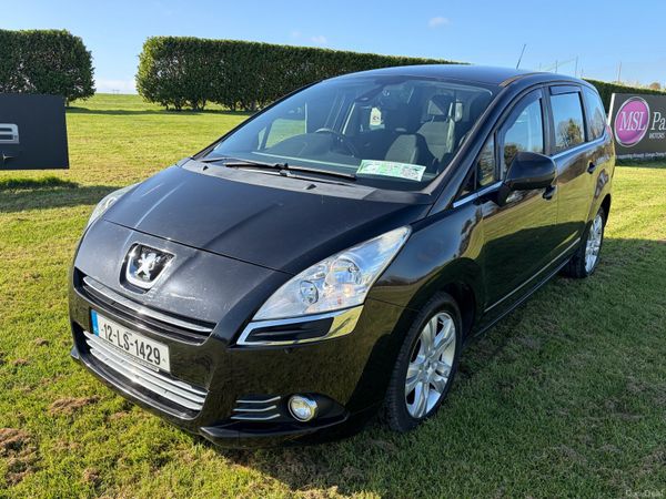 Peugeot 5008 MPV, Diesel, 2012, Black