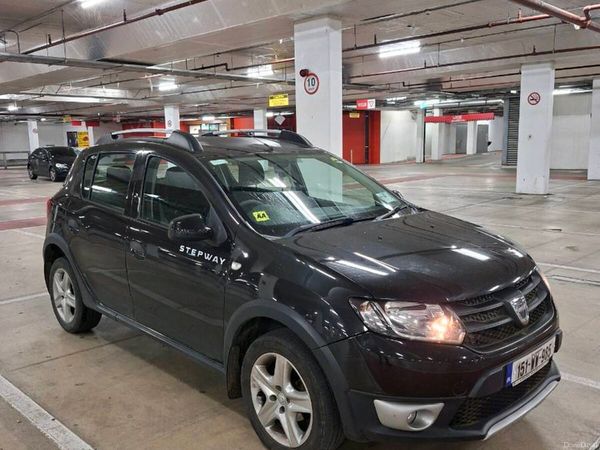 Dacia Sandero Stepway Hatchback, Diesel, 2015, Black