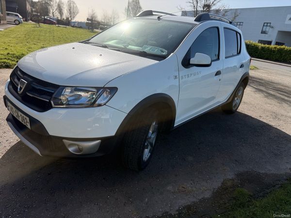 Dacia Sandero Stepway Hatchback, Diesel, 2014, White