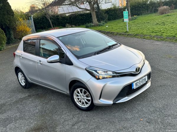 Toyota Vitz Hatchback, Petrol, 2016, Silver