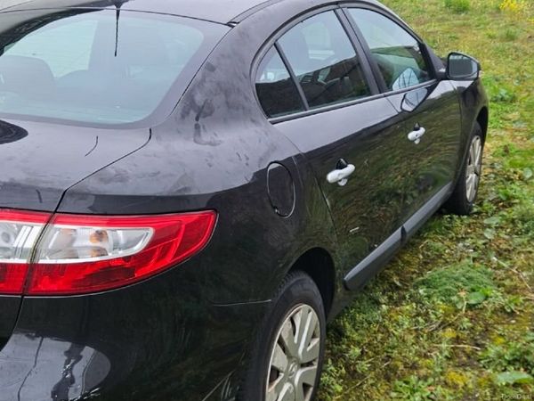 Renault Fluence Saloon, Diesel, 2012, Black