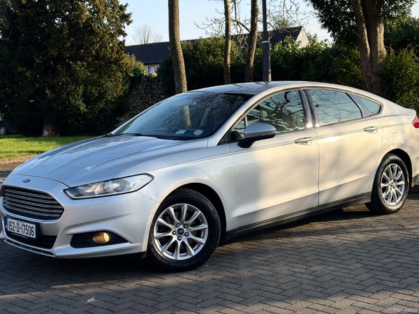 Ford Mondeo Hatchback, Diesel, 2015, Silver