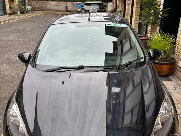 Ford Fiesta Hatchback, Petrol, 2013, Black