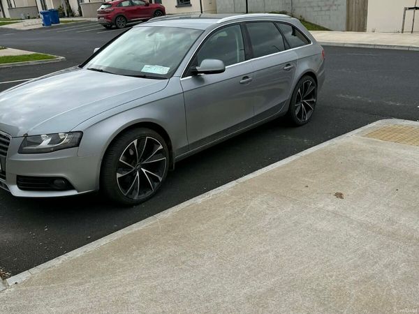 Audi A4 Estate, Diesel, 2011, Grey