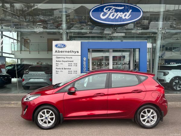 Ford Fiesta Hatchback, Petrol, 2019, Red