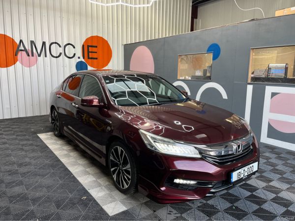 Honda Accord Estate, Petrol Hybrid, 2018, Red
