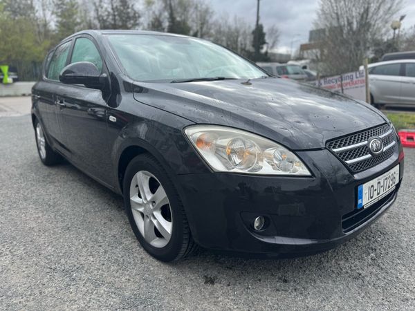 Kia Ceed Hatchback, Diesel, 2010, Black