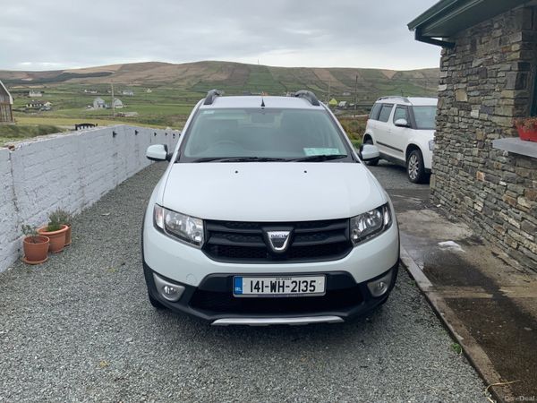 Dacia Sandero Stepway Hatchback, Petrol, 2014, White