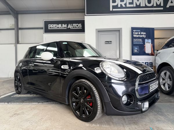 Mini Cooper Hatchback, Diesel, 2015, Black