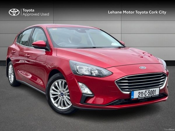 Ford Focus Hatchback, Diesel, 2021, Red