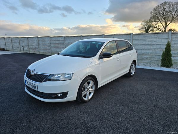 Skoda Rapid Hatchback, Diesel, 2016, White