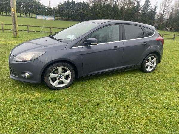 Ford Focus Hatchback, Diesel, 2013, Grey