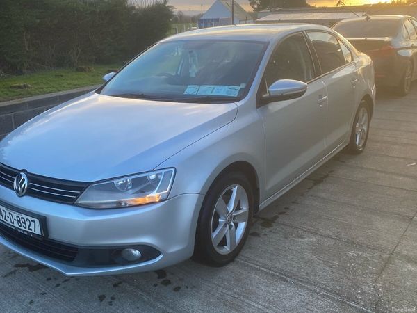 Volkswagen Jetta Saloon, Diesel, 2014, Silver