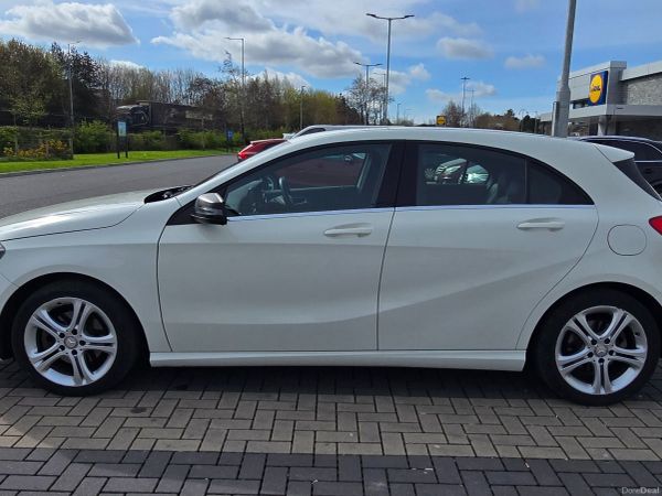 Mercedes-Benz A-Class Hatchback, Petrol, 2015, White