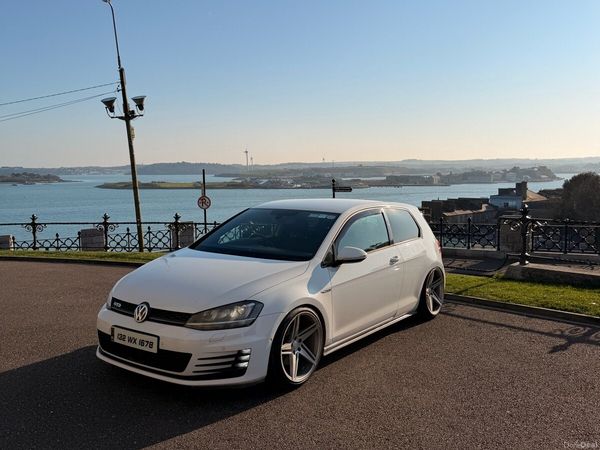 Volkswagen Golf Hatchback, Diesel, 2013, White