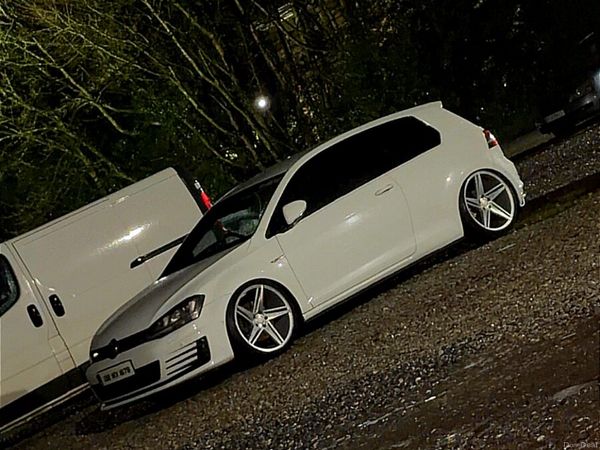 Volkswagen Golf Hatchback, Diesel, 2013, White