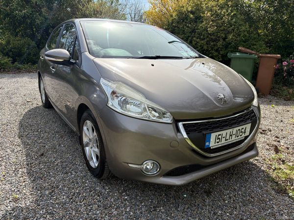 Peugeot 208 Hatchback, Petrol, 2015, Grey