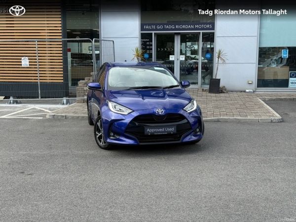 Toyota Yaris Hatchback, Petrol Hybrid, 2025, Blue
