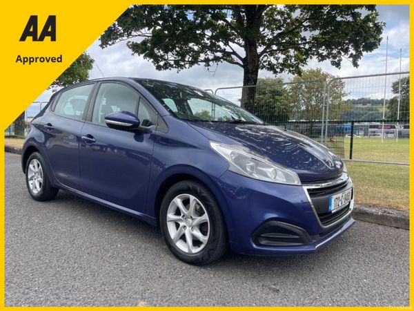 Peugeot 208 Hatchback, Diesel, 2017, Blue